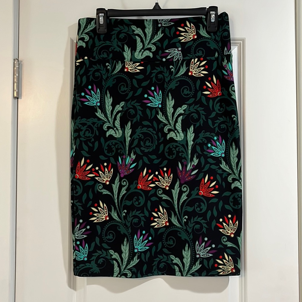 LuLaRoe Cassie skirt - M